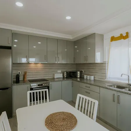 112 - Ferrel Apartment *