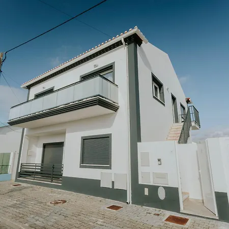 112 - Ferrel Apartment